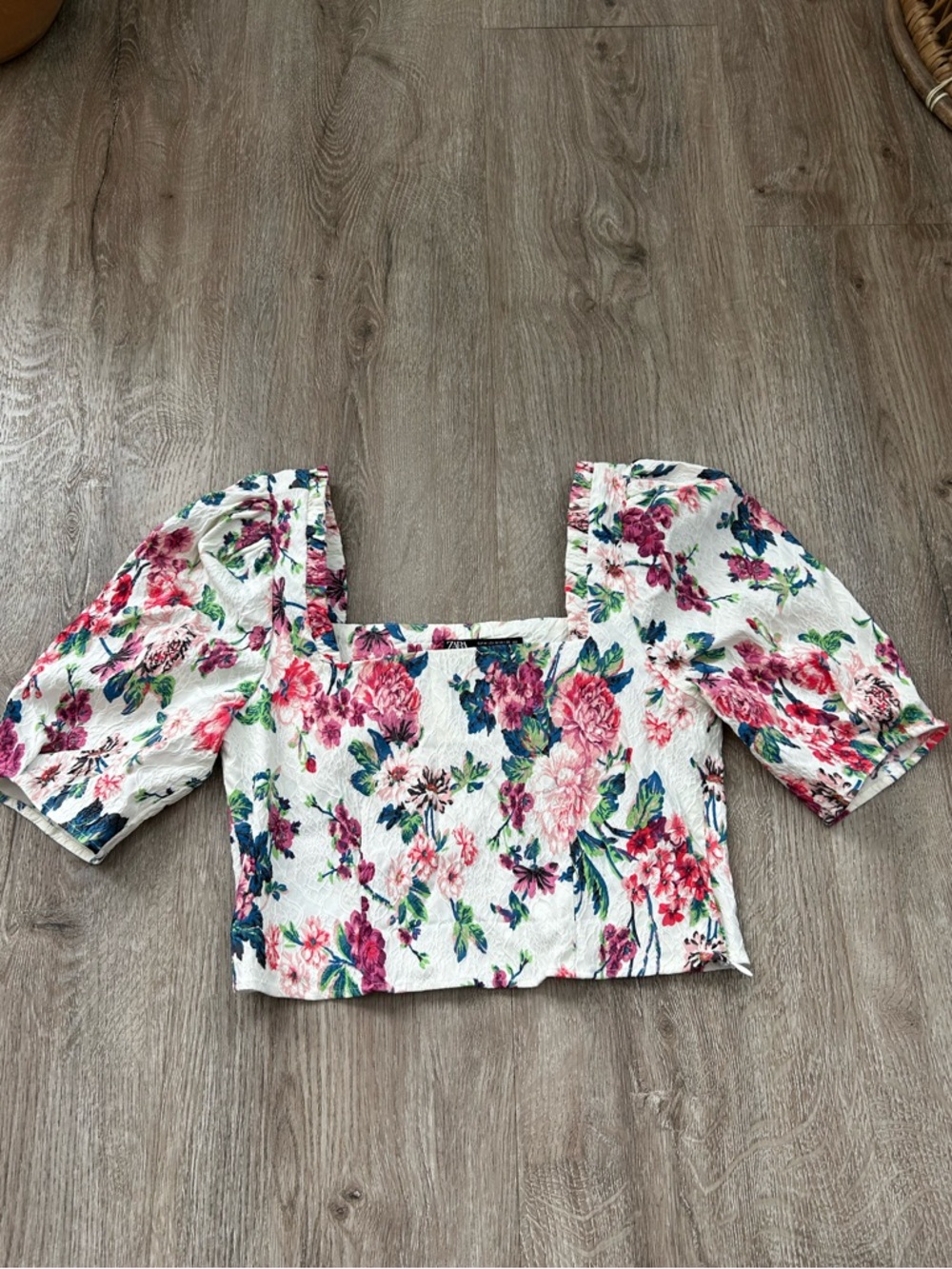 Zara White Floral Square-Neck Puff Sleeve Crop Top
